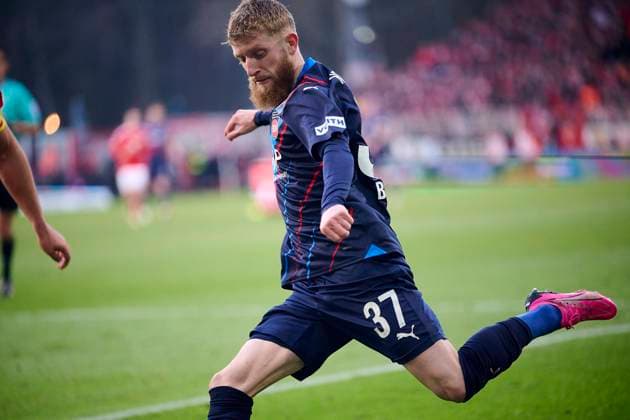 Jan Niklas Beste (1. FC Heidenheim, 37), GER, 1. FC Union Berlin vs. 1. FC Heidenheim 1846, Fussball Herren, 1. Bundesliga, Saison 2023 2024, 23. Spieltag, 24.02.2024. (DFL REGULATIONS PROHIBIT ANY USE OF PHOTOGRAPHS AS IMAGE SEQUENCES AND OR QUASI - VIDEO). GER, 1. FC Union Berlin vs. 1. FC Heidenheim 1846, Fussball Herren, 1. Bundesliga, Saison 2023 2024, 23. Spieltag, 24.02.2024. Berlin Copyright: xEibner-Pressefotox xClaudiusxRauchx EP_CRH