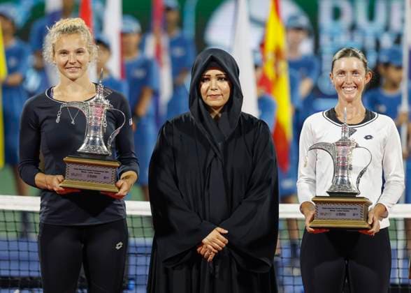 L-R.Katerina Siniakova und Storm Hunter mit Sheikha Latifa, Damen Doppel, Siegerehrung, Praesentation Dubai Duty Free Tennis Championships, Dubai, U.A.E. Tennis - Dubai Tennis Championships 2024 - WTA, Tennis Damen 1000 - Dubai Duty Free Tennis Stadium - Dubai - - United Arab Emirates - 24 February 2024. Copyright: xJuergenxHasenkopfx