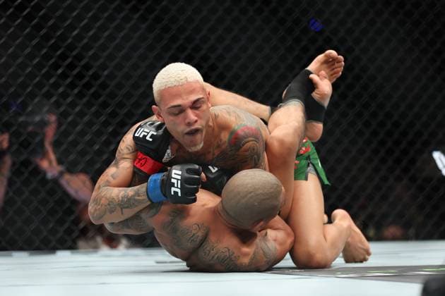 February 24, 2024, Mexico City, Distrito Federal, Mexico: Edgar Chairez and Daniel Lacerda fight in the 3-round Flyweight bout at the Arena CDMX for UFC Fight Night - Mexico City on February 24, 2024 in Mexico City, Distrito Federal, Mexico. ( AG Fight) Mexico City Mexico - ZUMAp175 20240224_zsa_p175_296 Copyright: xAlejandroxSalazarx