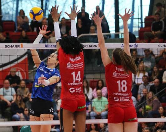 BAU 25.2.2024 Stuttgart Volleyball Allianz MTV Stuttgart vs. Dresdner SC, links Maria Segura Palleres (Stuttgart)