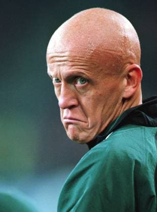 Onderwerp Subject: PSV Eindhoven - RSC Anderlecht (2-3) Champions League Group G Seizoen Season: 2000 2001 FOTO PHOTO: Referee Pierluigi COLLINA EINDHOVEN NLD Content not available for redistribution in The Netherlands directly or indirectly through any third parties. Copyright: xBSRxAgencyx 00195826