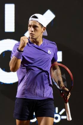 (240226) -- RIO DE JANEIRO, Feb. 26, 2024 -- Sebastian Baez of Argentina celebrates scoring during the men s singles final between Sebastian Baez of Argentina and Mariano Navone of Argentina at the 2024 ATP500 Rio Open at Jockey Club Brasileiro in Rio de Janeiro, Brazil, Feb. 25, 2024. ) (SP)BRAZIL-RIO DE JANEIRO-TENNIS-RIO OPEN-MEN S SINGLES-FINAL WangxTiancong 