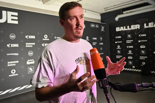 Sport Themen der Woche KW09 Sport Bilder des Tages Koeln, Motorworld, 26.02.24, GER, Herren, Fussball, Baller League Bild: Max KRUSE Only for editorial use! Nordrhein-Westfalen Deutschland *** Cologne, Motorworld, 26 02 24, GER, Men, Football, Baller League Picture Max KRUSE Only for editorial use Nordrhein Westfalen Germany