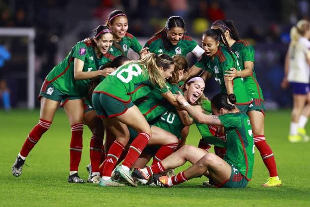 Bilder des Jahres 2024, Sport 02 Februar Sport Themen der Woche KW09 Sport Bilder des Tages RECORD DATE NOT STATED Concacaf W Gold Cup 2024 United States 0-2 Mexico Mayra Pelayo celebrate her goal 0-2 of Mexico during the Group stage, Group A match between United States (USA) and Mexico (Mexico national team, Nationalteam as part of the Concacaf Womens Gold Cup 2024, at Dignity Health Sports Park Stadium on February 26, 2024 in Carson California, United States. CARSON LOS ANGELES CALIFORNIA UNITED STATES  Copyright: xUlisesxNaranjox 20240226234005_CWGC_2024_GA_USA_MEX_PELAYO282
