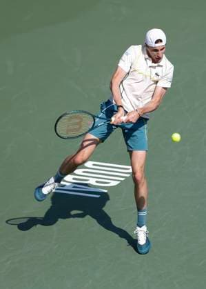 Ugo Humbert (FRA), Dubai Duty Free Tennis Championships, Dubai, U.A.E. Tennis - Dubai Tennis Championships 2024 - ATP, Tennis Herren - Dubai Duty Free Tennis Stadium - Dubai - - United Arab Emirates - 27 February 2024. Copyright: xJuergenxHasenkopfx