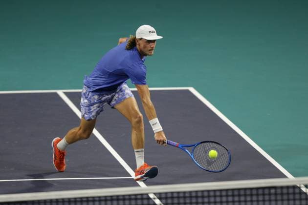 (240228) -- ACAPULCO, Feb. 28, 2024 -- Max Purcell of Australia hits a return during the men s singles first round match between Max Purcell of Australia and Frances Tiafoe of the United States at the 2024 ATP, Tennis Herren Mexican Open tennis tournament in Acapulco, Mexico, Feb. 27, 2024. (Photo by Xinhua) (SP)MEXICO-ACAPULCO-TENNIS-ATP-MEXICAN OPEN FranciscoxCanedo 