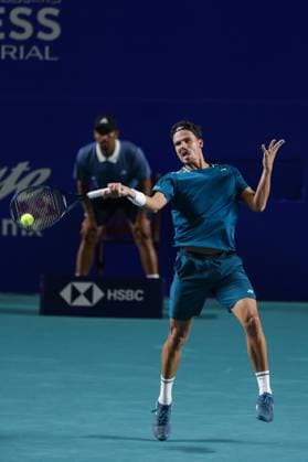 (240228) -- ACAPULCO, Feb. 28, 2024 -- Daniel Altmaier of Germany hits a return during the men s singles first round match between Daniel Altmaier and Alexander Zverev of Germany at the 2024 ATP, Tennis Herren Mexican Open tennis tournament in Acapulco, Mexico, Feb. 27, 2024. (Photo by Xinhua) (SP)MEXICO-ACAPULCO-TENNIS-ATP-MEXICAN OPEN FranciscoxCanedo 