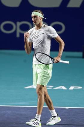 (240228) -- ACAPULCO, Feb. 28, 2024 -- Alexander Zverev of Germany reacts during the men s singles first round match between Daniel Altmaier and Alexander Zverev of Germany at the 2024 ATP, Tennis Herren Mexican Open tennis tournament in Acapulco, Mexico, Feb. 27, 2024. (Photo by Xinhua) (SP)MEXICO-ACAPULCO-TENNIS-ATP-MEXICAN OPEN FranciscoxCanedo 