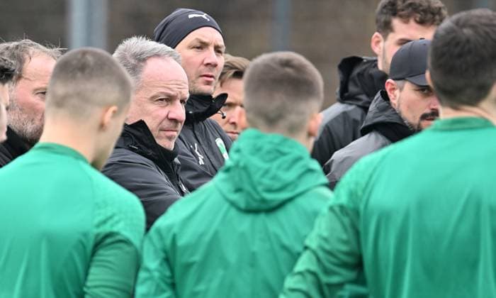 28.02.2024 - Fussball - 2. Bundesliga - Saison 2023 2024 - SpVgg Greuther Fürth Fuerth ( Kleeblatt ) - Training - - xwoxzix - Alexander Zorniger ( Trainer SpVgg Greuther Fürth )