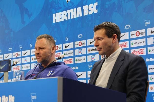 DEU, DFL, 2. FBL Hertha BSC, PK, 28.02.2024, Sportforum, Berlin, DEU, DFL, 2. FBL Hertha BSC, PK, im Bild Cheftrainer Pal Dardai (Hertha BSC Berlin), Benjamin Weber (Sportdirektor, Hertha BSC Berlin) DFL - regulations prohibit any use of Photographs as image sequences and or quasi-video Foto: Juergen Engler nordphoto GmbH