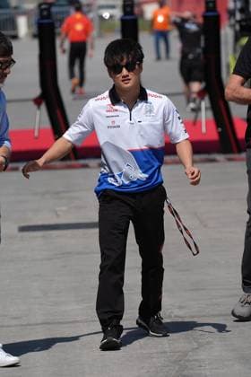 28.02.2024, Bahrain International Circuit, Sakhir, Formula 1 Gulf Air Bahrain Grand Prix 2024 ,im Bild Yuki Tsunoda (JPN), Scuderia AlphaTauri Sakhir Bahrain International Circuit Bahrain