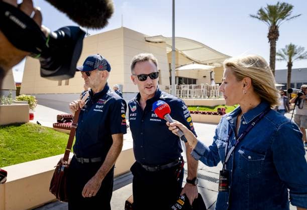 Sport Bilder des Tages BAHRAIN - Christian Horner (Red Bull Racing) before the first free practice at the Bahrain International Circuit in the Sakhir desert area ahead of the Bahrain Grand Prix. ANP REMKO DE WAAL Practice 2024 2025 xVIxANPxSportx xxANPxIVx 492420606 originalFilename: 492420606.jpg