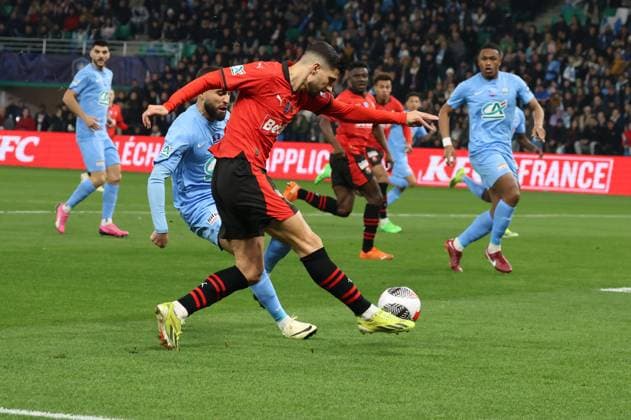 Coupe de France : Le puy vs Rennes Thierry Larret Maxppp. Coupe de France, quart de finale : Le Puy Foot 43 vs Stade Rennais. le 29 fevrier 2024. Stade Geoffroy-Guichard, Saint-Etienne (42). Martin TERRIER (REN) SAINT-ETIENNE (42) STADE GEOFFROY GUICHARD LOIRE RHONE ALPES AUVERGNE FRANCE  Copyright: xMAXPPPxThierryxLarretx TL_20240229_0004 0418608879st