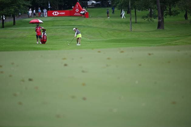 (240301) -- SINGAPORE, March 1, 2024 -- Furue Ayaka of Japan competes during the second day of the HSBC Women s World Championship, WM, Weltmeisterschaft held in Singapore s Sentosa Golf Club on March 1, 2024. (Photo by Then Chih Wey Xinhua) (SP)SINGAPORE-GOLF-WOMEN S WORLD CHAMPIONSHIP XinxJiapo 