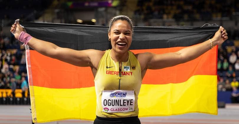 Bilder des Jahres 2024, Sport 03 März Sport Themen der Woche KW09 Sport Bilder des Tages World Athletics Indoor Championships; Glasgow, 01.03.2024 Freude über Silber: Yemisi OGUNLEYE (GER) beim Finale Kugelstossen während Tag 1 (Vormittagssession) der World Athletics Indoor Championships in Glasgow (Schottland Vereinigtes Königreich) am 22.08.2023. *** World Athletics Indoor Championships Glasgow, 01 03 2024 Joy over silver Yemisi OGUNLEYE GER in the shot put final during day 1 morning session of the World Athletics Indoor Championships in Glasgow Scotland United Kingdom on 22 08 2023 Copyright: xBEAUTIFULxSPORTS AxelxKohringx