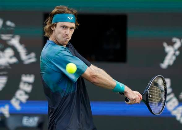 Andrey Rublev, Dubai Duty Free Tennis Championships, Dubai, U.A.E. Tennis - Dubai Tennis Championships 2024 - ATP, Tennis Herren - Dubai Duty Free Tennis Stadium - Dubai - - United Arab Emirates - 1 March 2024. Copyright: xJuergenxHasenkopfx