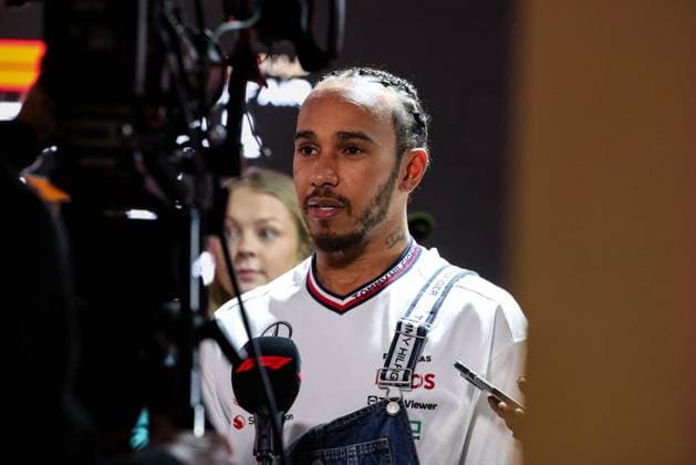 Formel 1 GP Bahrain. Freitag 01.03.2024 Lewis Hamilton 44, Mercedes-AMG Petronas F1 Team; Formel 1 GP Bahrain. Freitag 01.03.2024 Copyright: xBEAUTIFULxSPORTS Erlhofx