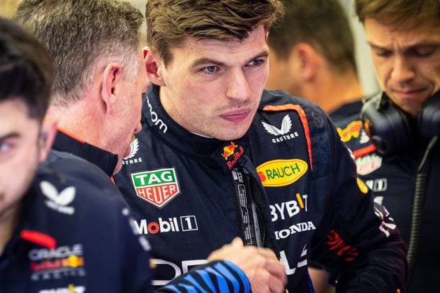Christian Horner, (GB), Oracle Red Bull Racing, Teamchef (links), Max Verstappen (NED, Oracle Red Bull Racing 1) BHR, Formel 1 Rennen, Bahrain International Circuit, 01.03.24 BHR, Formel 1 Rennen, Bahrain International Circuit, 01.03.24 Manama
