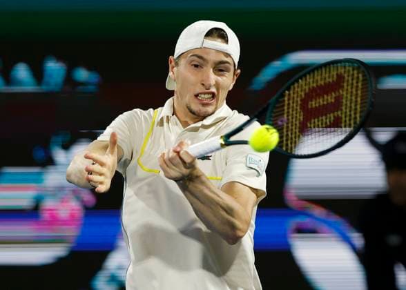 Ugo Humbert, Dubai Duty Free Tennis Championships, Dubai, U.A.E. Tennis - Dubai Tennis Championships 2024 - ATP, Tennis Herren - Dubai Duty Free Tennis Stadium - Dubai - - United Arab Emirates - 1 March 2024. Copyright: xJuergenxHasenkopfx