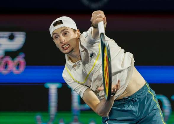 Ugo Humbert, Dubai Duty Free Tennis Championships, Dubai, U.A.E. Tennis - Dubai Tennis Championships 2024 - ATP, Tennis Herren - Dubai Duty Free Tennis Stadium - Dubai - - United Arab Emirates - 1 March 2024. Copyright: xJuergenxHasenkopfx