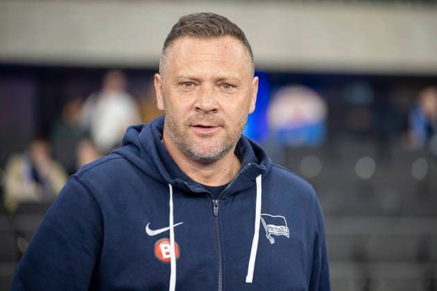 Pal Dardai (Hertha BSC Berlin, Trainer). Fussball: 2. Bundesliga, Saison 2023 2024, 24. Spieltag, Hertha BSC - Holstein Kiel am 01.03.2024 im Olympiastadion in Berlin. Wichtiger Hinweis: Gemaess den Vorgaben der DFL Deutsche Fussball Liga bzw. des DFB Deutscher Fussball-Bund ist es untersagt, in dem Stadion und oder vom Spiel angefertigte Fotoaufnahmen in Form von Sequenzbildern und oder videoaehnlichen Fotostrecken zu verwerten bzw. verwerten zu lassen. Foto: Kirchner-Media TH