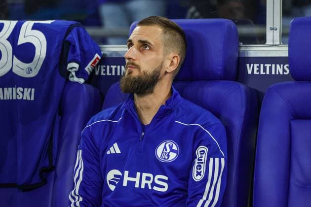 01.03.2024, Fussball, 2. Bundesliga, 24. Spieltag, Saison 2023 2024, FC Schalke 04 - FC St. Pauli, Dominick Drexler (FC Schalke 04) Gelsenkirchen Veltins Arena NRW Deutschland xRHR-FOTO TRx *** 01 03 2024, Football, 2 Bundesliga, 24 Matchday, Season 2023 2024, FC Schalke 04 FC St Pauli, Dominick Drexler FC Schalke 04 Gelsenkirchen Veltins Arena NRW Germany xRHR PHOTO TRx Copyright: RHR-FOTOx RHR-FOTO TR