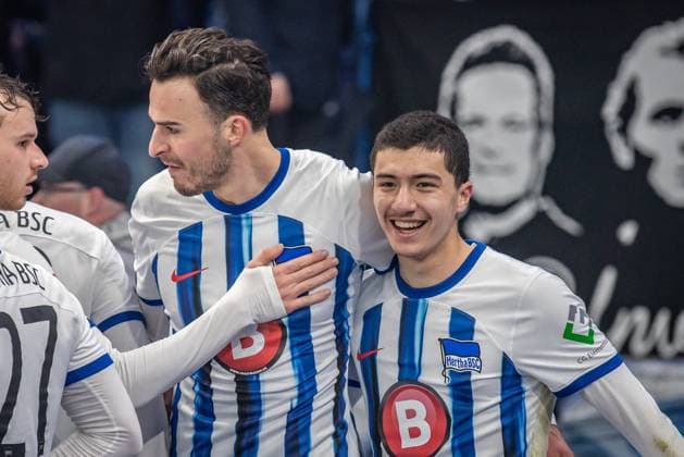 2. Fußball Bundesliga, Hertha BSC vs Holstein Kiel. Berlin, 01.03.2024 Jubel zum 1:0 durch Haris Tabakovic (Hertha BSC, 25), Ibrahim Maza (Hertha BSC, 30) 2. Fußball Bundesliga, Hertha BSC vs Holstein Kiel, Olympiastadion, Berlin, 01.03.2024 DFL REGULATIONS PROHIBIT ANY USE OF PHOTOGRAPHS AS IMAGE SEQUENCES AND OR QUASI-VIDEO.