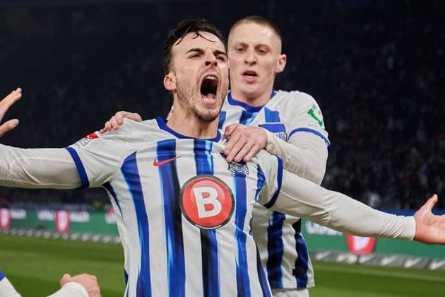 Haris Tabakovic (Hertha BSC, 25) jubelt ueber sein Tor zum 2:0, GER, Hertha BSC vs. Holstein Kiel, Fussball Herren, 2. Bundesliga, Saison 2023 2024, 24. Spieltag, 01.03.2024. (DFL REGULATIONS PROHIBIT ANY USE OF PHOTOGRAPHS AS IMAGE SEQUENCES AND OR QUASI - VIDEO). GER, Hertha BSC vs. Holstein Kiel, Fussball Herren, 2. Bundesliga, Saison 2023 2024, 24. Spieltag, 01.03.2024. Berlin