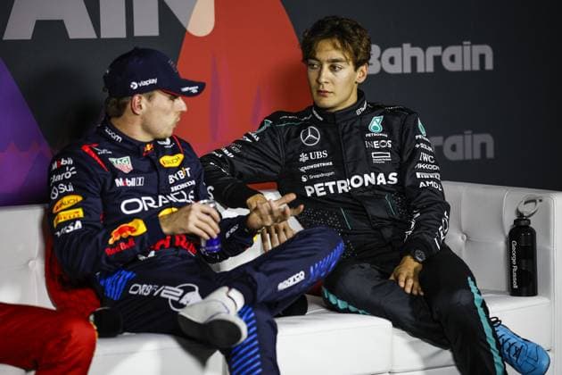 VERSTAPPEN Max (ned), Red Bull Racing RB20, portrait RUSSELL George (gbr), Mercedes AMG F1 Team W15, portrait press conference, PK, Pressekonferenz during the Formula 1 Gulf Air Bahrain Grand Prix 2024, 1st round of the 2024 FIA Formula One World Championship, WM, Weltmeisterschaft from February 29 to March 2, 2024 on the Bahrain International Circuit, in Sakhir, Bahrain - F1 - BAHRAIN GRAND PRIX 2024 DPPI Panoramic  240301_R01_BAHRAIN__BR34717