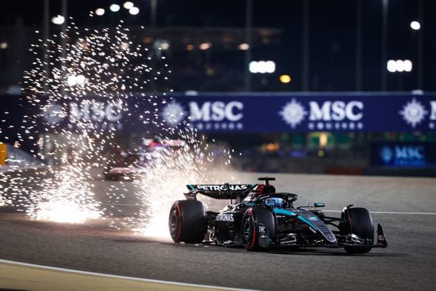 63 RUSSELL George (gbr), Mercedes AMG F1 Team W15, action during the Formula 1 Gulf Air Bahrain Grand Prix 2024, 1st round of the 2024 FIA Formula One World Championship, WM, Weltmeisterschaft from February 29 to March 2, 2024 on the Bahrain International Circuit, in Sakhir, Bahrain - F1 - BAHRAIN GRAND PRIX 2024 DPPI Panoramic  240301_R01_BAHRAIN_AV3_9783