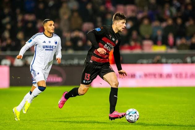 240301 Adam Gabriel of Midtjylland during the Superligan football match between Midtjylland and FC Copenhagen on March 1, 2024 in Herning. Photo: Johnny Pedersen Fodboldbilleder BILDBYRAN COP 152 XY0021 fotboll superligan midtjylland - köpenhamn bbeng fc Copenhagen football Copyright: JOHNNYxPEDERSEN BB240301ZP012
