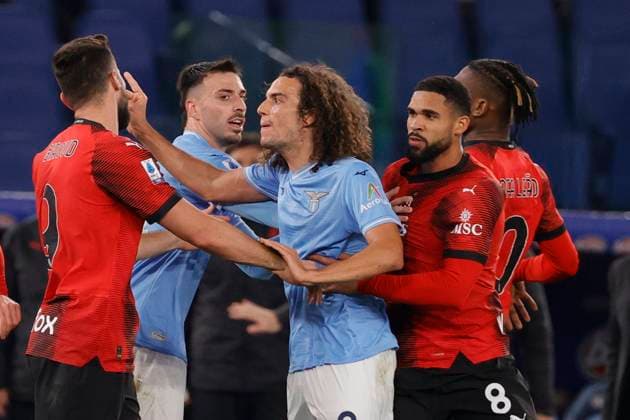 Sport Themen der Woche KW09 SS Lazio v AC Milan - Serie A TIM Players are clashing during the Serie A soccer match between SS Lazio and AC Milan at Stadio Olimpico in Rome, Italy, on March 1, 2024. Rome Lazio Italy  Copyright: xCiroxDexLucax originalFilename:deluca-laziomil240301_npxmo.jpg