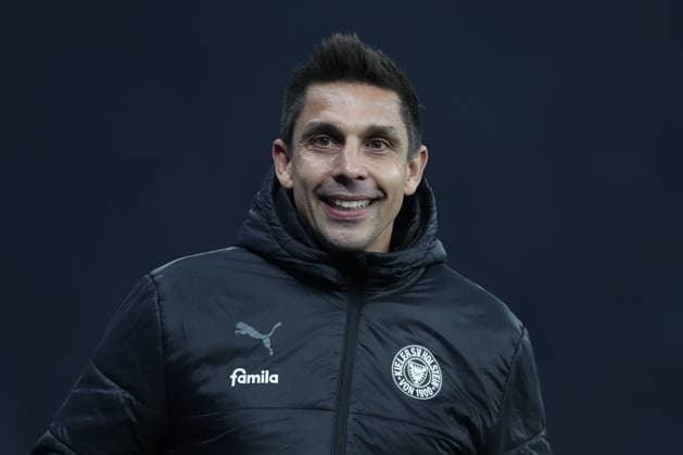 01.03.2024, xtgx, Fussball 2. Bundesliga, Hertha BSC - Holstein Kiel emspor, v.l. Marcel Rapp (Kiel, Trainer) Portrait, Portraet, Einzelbild lacht, laechelt, positiv, zufrieden (DFL DFB REGULATIONS PROHIBIT ANY USE OF PHOTOGRAPHS as IMAGE SEQUENCES and or QUASI-VIDEO) Berlin