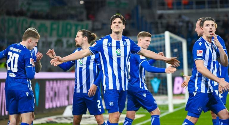 Germany, Karlsruhe, 02.03.2024, BBBank Wildpark, Karlsruher SC vs SpVgg Greuther Fuerth - 2. Bundesliga, Igor Matanovic (Karlsruher SC) celebrates his first goal Karlsruhe BBBank Wildpark Baden-Wuerttemberg Germany