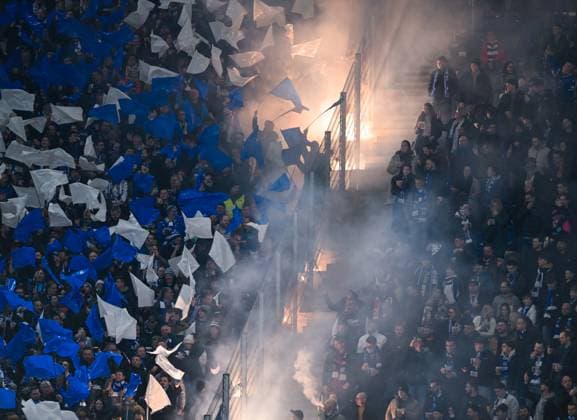 Germany, Karlsruhe, 02.03.2024, BBBank Wildpark, Karlsruher SC vs SpVgg Greuther Fuerth - 2. Bundesliga, . pyrotechnique in the stands of Karlsruhe Karlsruhe BBBank Wildpark Baden-Wuerttemberg Germany