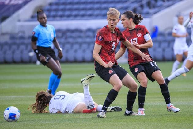 March 2, 2024, Los Angeles, California, USA: Maria Paula Salas 9 of Costa Rica gets fouled by Quinn 5 and Jessie Fleming 17 of Canada during the 2024 Concacaf W Gold Cup Quarterfinal match on Saturday March 2, 2024 at BMO Stadium in Los Angeles, California. ARIANA RUIZ PI Los Angeles U.S - ZUMAp124 20240302_zaa_p124_014 Copyright: xArianaxRuizx