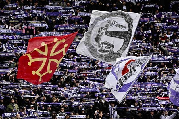 Supporters Toulousains FOOTBALL : Toulouse vs Nice - 24eme Journee de Ligue1 UBEREATS - Toulouse - 03 03 2024 ThierryBreton Panoramic 