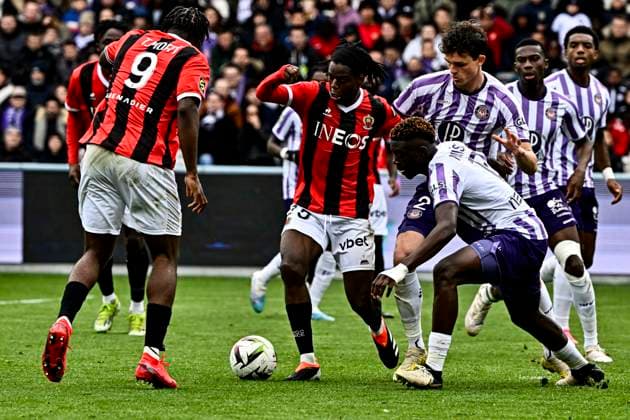 Jordan Lotomba (ogc) FOOTBALL : Toulouse vs Nice - 24eme Journee de Ligue1 UBEREATS - Toulouse - 03 03 2024 ThierryBreton Panoramic 