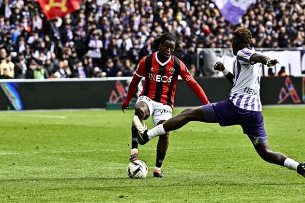 Jordan Lotomba (ogc) vs Christian Mawissa (tfc) FOOTBALL : Toulouse vs Nice - 24eme Journee de Ligue1 UBEREATS - Toulouse - 03 03 2024 ThierryBreton Panoramic 