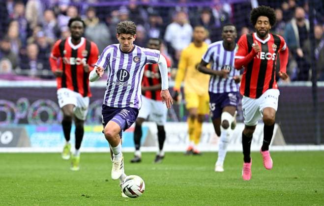 FOOT TFC NICE PHOTOPQR LA DEPECHE DU MIDI DDM-MICHEL VIALA ; TOULOUSE - HAUTE GARONNE - FRANCE ; 03 03 2024 ; DDM-MICHEL VIALA FOOTBALL LIGUE 1 SAISON 2023 2024 LE TOULOUSE FOOTBALL CLUB TFC RECOIT NICE SPIERINGS TOULOUSE - HAUTE GARONNE - FRANC HAUTE GARONNE France  Copyright: xPHOTOPQR LAxDEPECHExDUxMIDI MAXPxDDM-MICHELxVIALAx 20240303DDM0028 20240303DDM0028