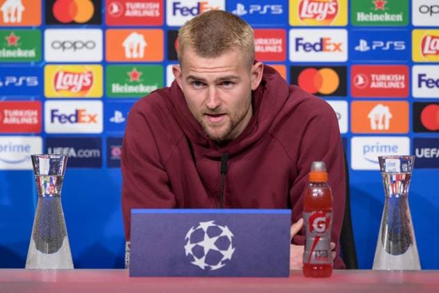Fußball, UEFA Championsleague, 20240304, Pressekonferenz FC Bayern München - SS Lazio Rom. Im Bild Matthijs DE LIGT (FC Bayern München, 4) spricht. München Allianz Arena Bayern Deutschland Copyright: Passion2Press MarkusxFischerx