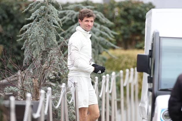 Thomas Mueller 25 (FC Bayern Muenchen) kommt zum Training, Abschlusstraining, FC Bayern Muenchen, Champions League, Fussball, Achtelfinale, Rueckspiel, 04.03.2024 Muenchen Bayern Deutschland
