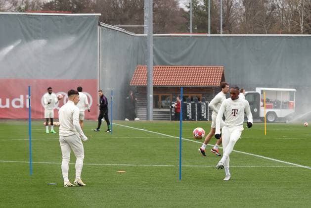 Mathys Tel 39 (FC Bayern Muenchen) beim Abschlusstraining, Abschlusstraining, FC Bayern Muenchen, Champions League, Fussball, Achtelfinale, Rueckspiel, 04.03.2024 Muenchen Bayern Deutschland