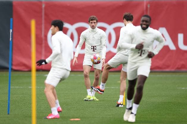 Thomas Mueller 25 (FC Bayern Muenchen) beim Abschlusstraining, Abschlusstraining, FC Bayern Muenchen, Champions League, Fussball, Achtelfinale, Rueckspiel, 04.03.2024 Muenchen Bayern Deutschland