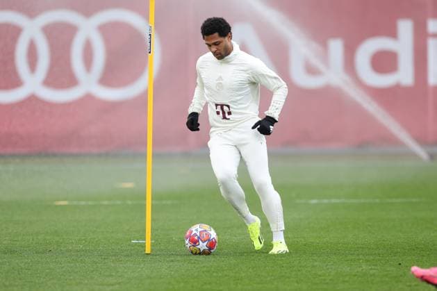 Serge Gnabry 7 (FC Bayern Muenchen) beim Abschlusstraining, Abschlusstraining, FC Bayern Muenchen, Champions League, Fussball, Achtelfinale, Rueckspiel, 04.03.2024 Muenchen Bayern Deutschland