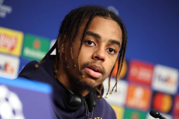REAL SOCIEDAD - PSG PHOTOPQR LE PARISIEN Le Parisien Arnaud Journois ; SAINT SEBASTIEN ; 04 03 2024 ; FOOTBALL , 04 03 2024 LIGUE DES CHAMPIONS UEFA , 8E DE FINALE RETOUR , SAINT SABASTIEN ( ESPAGNE ) , STADE ANOETA REALE ARENA REAL SOCIEDAD - PARIS SG BRADLEY BARCOLA PHOTO LE PARISIEN ARNAUD JOURNOIS March 4th 2024 Real Sociedad press conference, PK, Pressekonferenz before their UEFA champions cup match against -PSG SAINT SEBASTIEN 75 France  Copyright: xPHOTOPQR LExPARISIEN MAXPPPxLexParisienx xArnaudxJournoisx 20240304LPA2545 20240304LPA2545