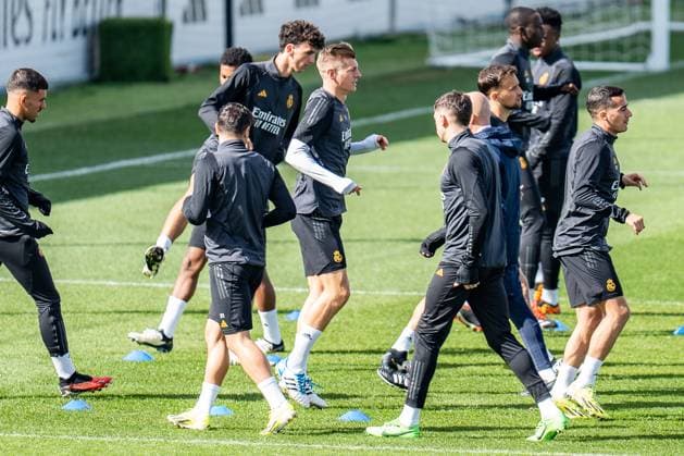 Jude Bellingham, Antonio Ruediger , Eduardo Camavinga, Vinicius Junior, Luka Modric, Ferland Mendy, Daniel Carvajal, Lucas Vazquez, Toni Kroos, Federico Valverde, Arda Gueler, Nacho Fernandes Abschlusstraining Real Madrid vor Real Madrid vs. RB Leipzig, Fussball, UEFA Champions League, Achtelfinale, 05.03.2024 Abschlusstraining Real Madrid vor Real Madrid vs. RB Leipzig, Fussball, UEFA Champions League, Achtelfinale, 05.03.2024 Madrid Copyright: xEibner-Pressefoto BahhoxKarax EP_BKA