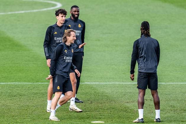 Jude Bellingham, Antonio Ruediger , Eduardo Camavinga, Vinicius Junior, Luka Modric, Ferland Mendy Abschlusstraining Real Madrid vor Real Madrid vs. RB Leipzig, Fussball, UEFA Champions League, Achtelfinale, 05.03.2024 Abschlusstraining Real Madrid vor Real Madrid vs. RB Leipzig, Fussball, UEFA Champions League, Achtelfinale, 05.03.2024 Madrid Copyright: xEibner-Pressefoto BahhoxKarax EP_BKA