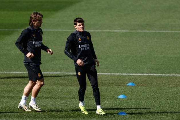March 5, 2024, Valdebebas, Madrid, SPAIN: Luka Modric and Fran Garcia during the training day of Real Madrid prior the UEFA Champions League, Round of 16, football match against RB Leipzig at Ciudad Deportiva Real Madrid on March 05, 2024, in Madrid, Spain. Valdebebas SPAIN - ZUMAa181 20240305_zaa_a181_008 Copyright: xOscarxJ.xBarrosox
