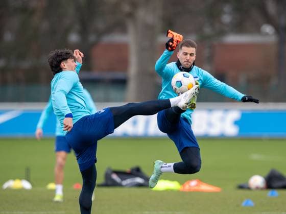 Sport Bilder des Tages Fussball, Herren, Saison 2023 2024, 1. Bundesliga, Hertha BSC, Training, v. l. Fabian Reese (Hertha BSC), Peter Pekarik (Hertha BSC), 05.03. 2024,